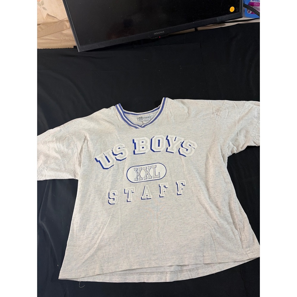 Vintage‎ 1992 US Boys Non Stop Wear Staff T-Shirt Grey Blue V-Neck Medium USA